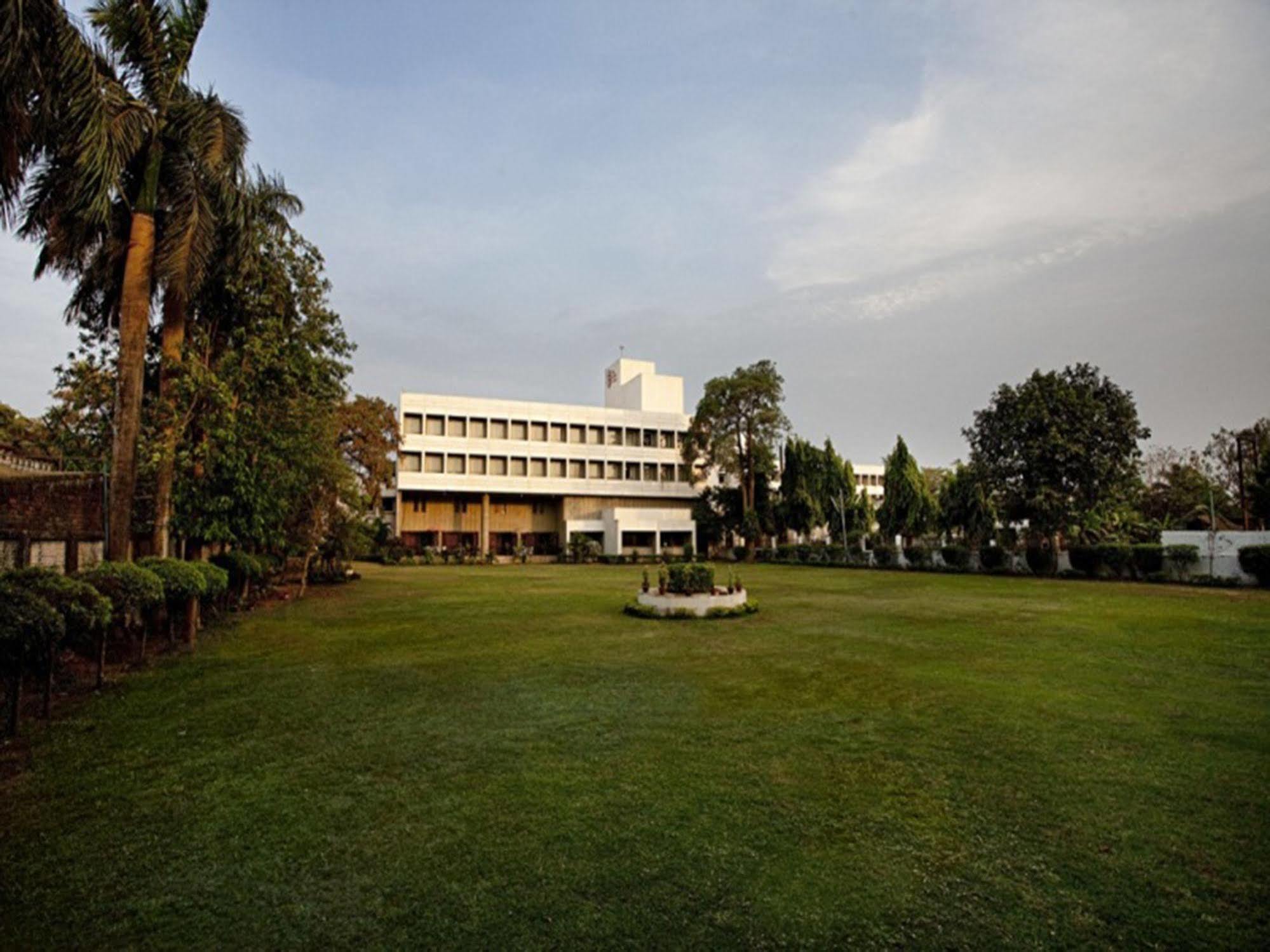 Hotel Kalinga Ashok Bhubaneswar Dış mekan fotoğraf